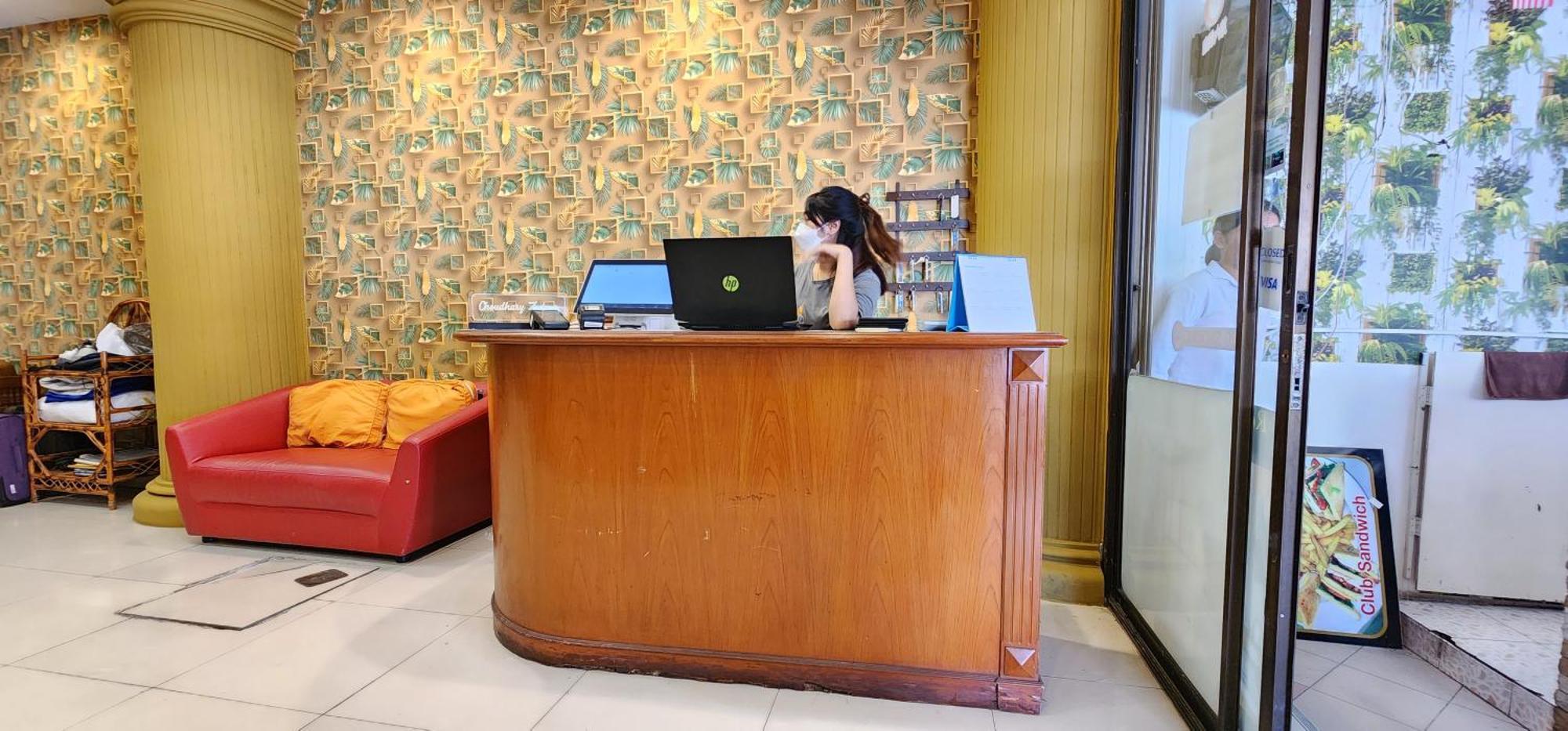 Royal Sweet Hotel Patong Extérieur photo